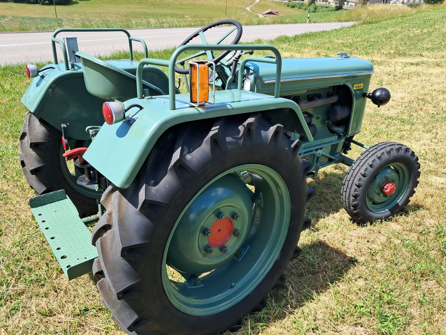 Hürlimann Trattori: Hürrlimann D80 – Usato da La Roche FR venduto da silvie59 2