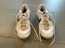 Nike Tennisschuhe Gr. 43