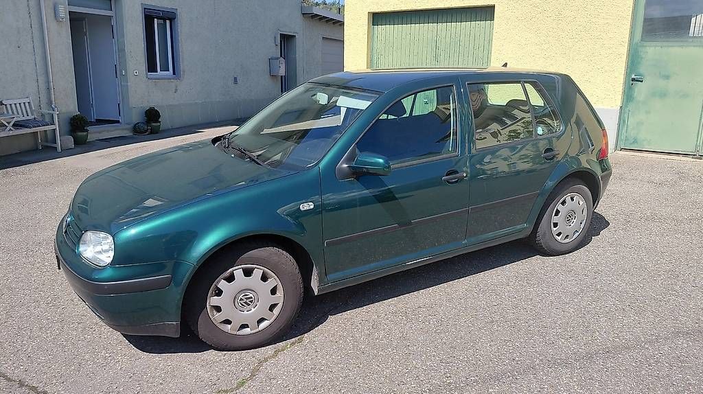 VW Automobili: VW Golf 1.6 grün met. – Usato da Eschlikon TG venduto da Sepp19