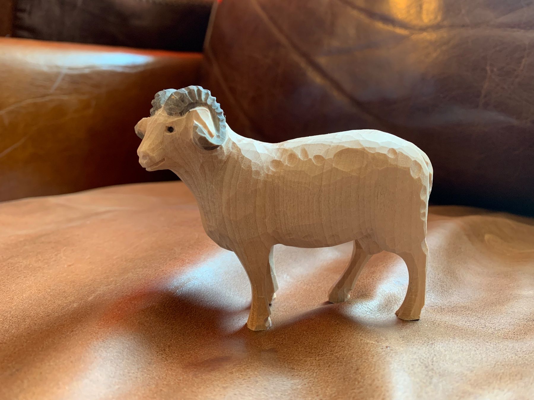 Figuren: Huggler Brienz, Widder, Schafbock, Holz, Krippenfigur – Gebraucht aus Kloten von petrol5555