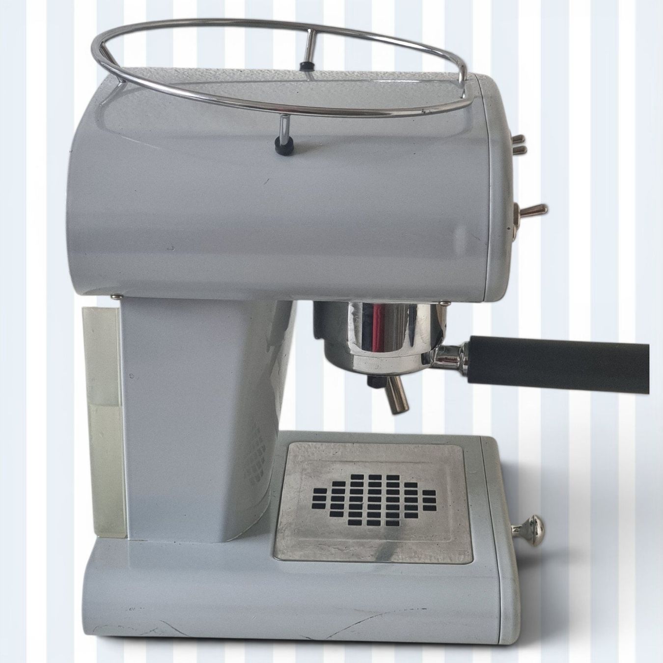 FrancisFrancis! Macchine per caffè & Macchine per espresso: E.S.E Pads Kaffeemaschine von Illy "Trio X1" Hellgrau – Usato da Zürich venduto da Pinogaudio 4