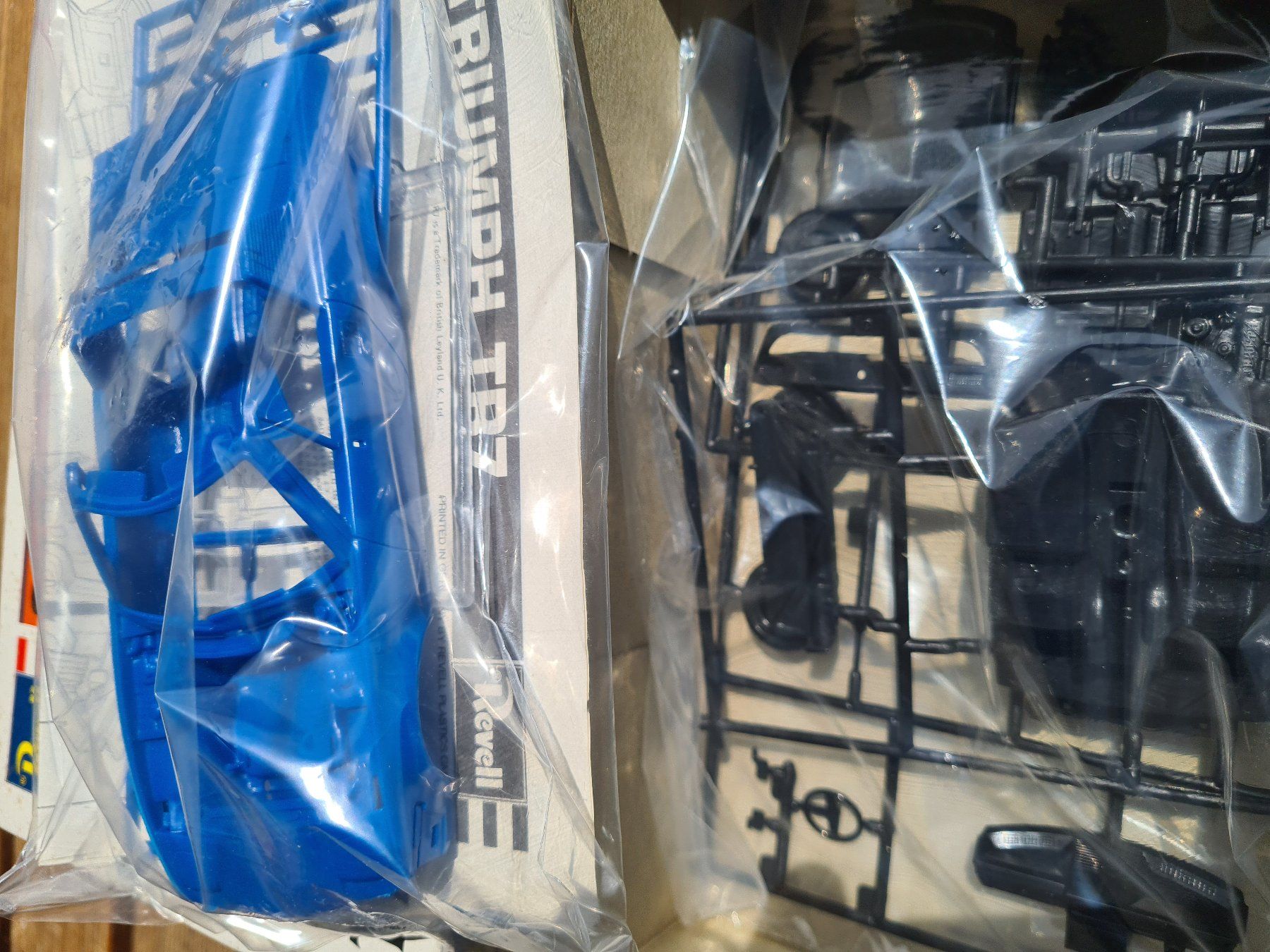 Triumph Modellini d'auto: REVELL TRIUMPH TR7 – Usato da Basel venduto da Solarbebop 1