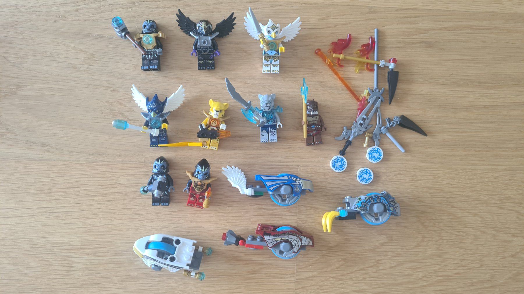 Lego Kit di costruzioni: LEGO Chima Kiste/ Sammlung mit einigen LEGO Figuren – Usato da Winterthur venduto da stufaphi 2