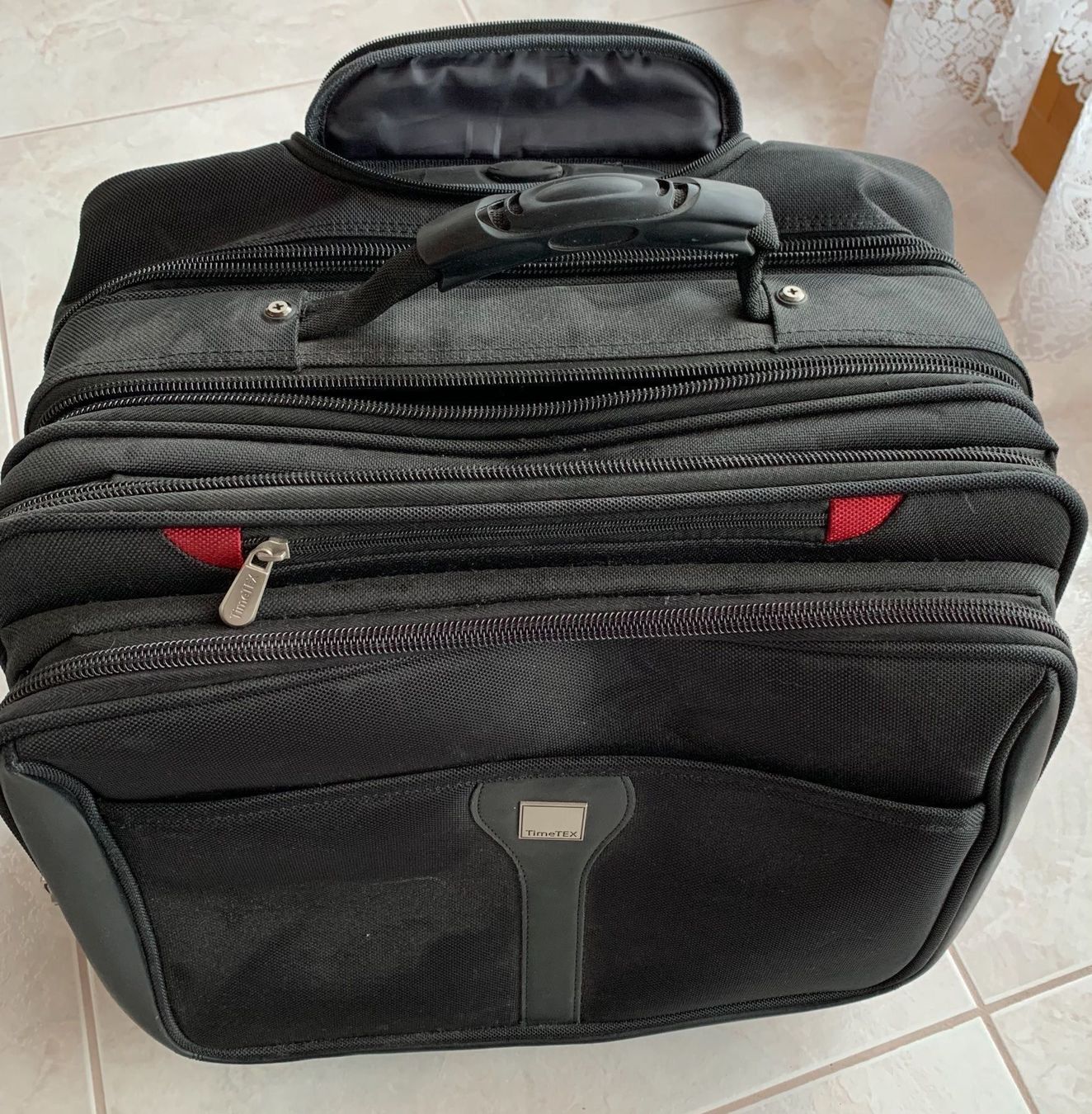 Valises & Sacs: Rollkoffer – D'occasion à Wichtrach par xSelpio007 2