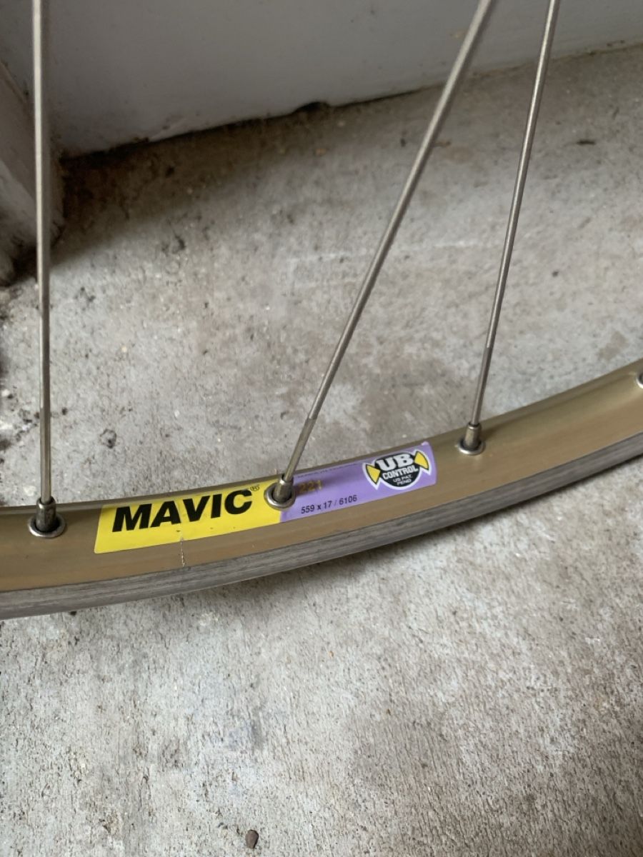 Pneumatici & Ruote complete: Radsatz Mavic 221 Gold, Shimano Deore LX Naben – Usato da Basel venduto da Clover_Crest