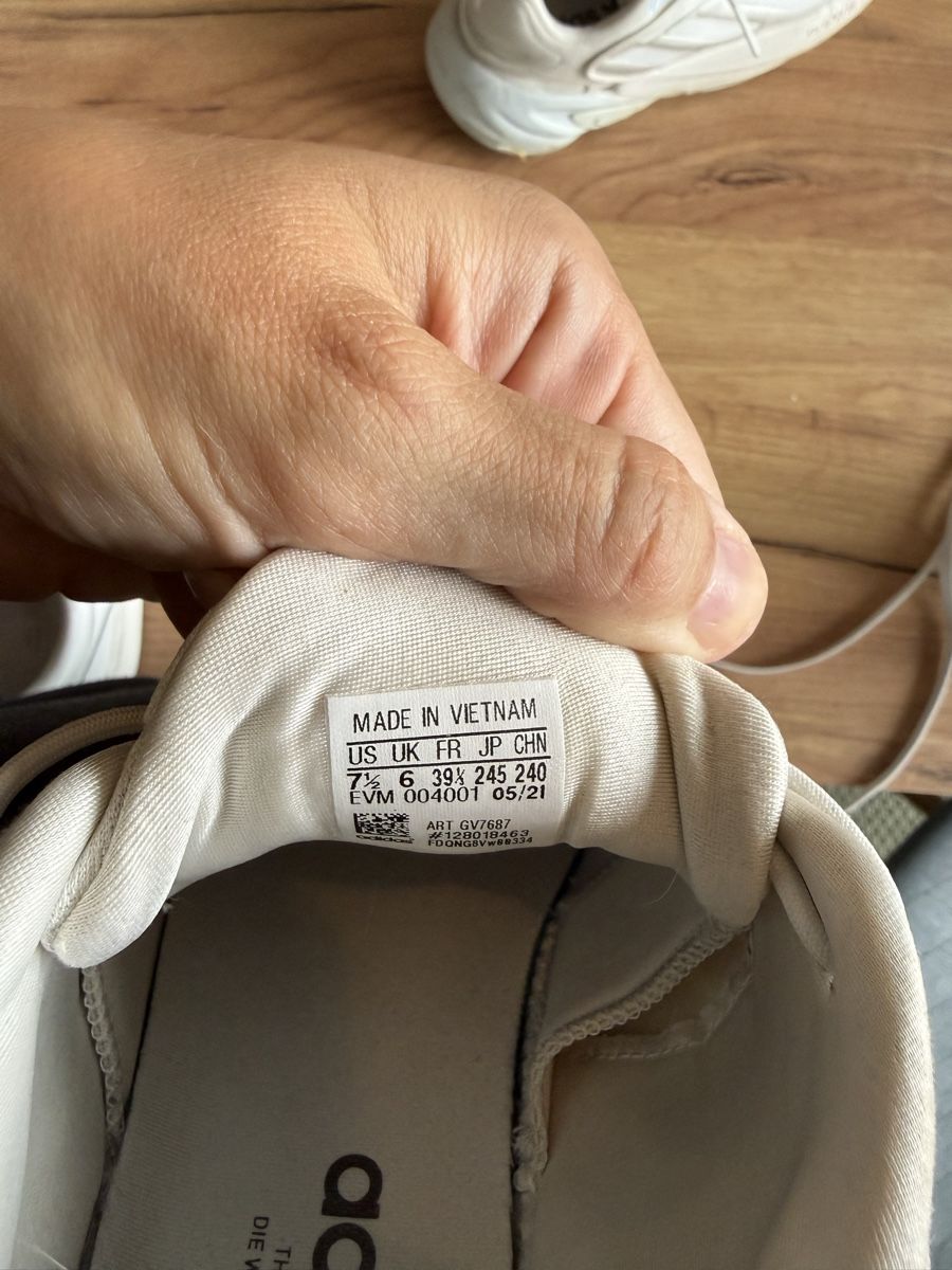 Adidas Scarpe da uomo: Adidas Ozelia Sneaker Weiss Gr. 39.5 – Usato da Schlieren venduto da NM_Nici 5