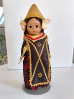 Vintage Kaiser Chicago Puppe – Zeremonielle Tracht 1960/70er