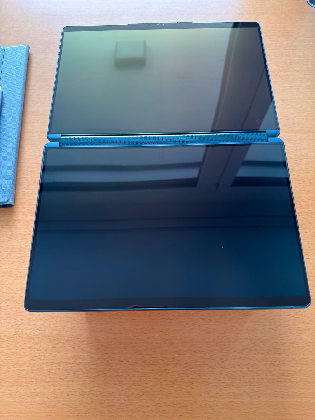 Lenovo Notebook: Lenovo Yoga Book 9 – Usato da Niederglatt ZH venduto da Expatriate 2