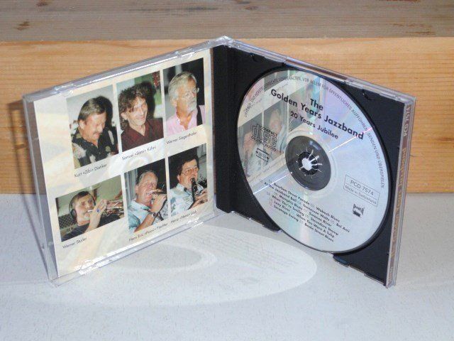 CD: Werner Studer, "Housi" Fiechter, "Hene" Lüdi,"Zibi" Dietiker – Usato da Unterbäch venduto da vuqsa 2