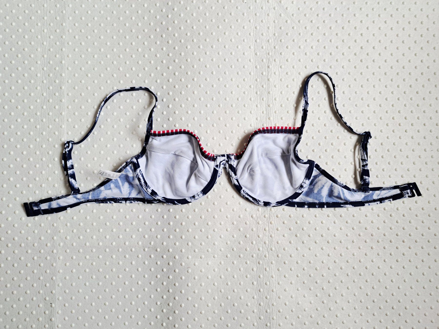 Esprit Costumi da bagno & Bikini: Neu! Bikini Esprit Gr. 38B – Nuovo (secondo la descrizione) da Gysenstein venduto da joshuas81 1