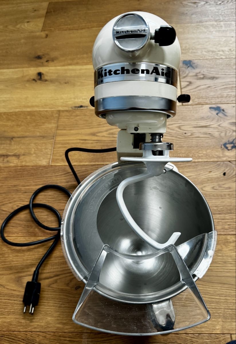 Kitchenaid Elettrodomestici da cucina: KitchenAid Artisan Küchenmaschine – Usato da Bülach venduto da Matrixo007 3