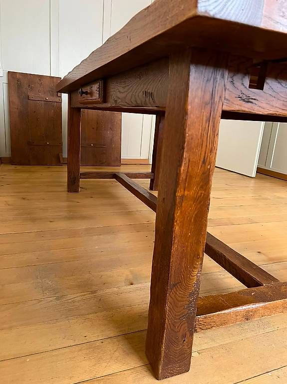 Tables: Alter, massiver Esstisch Eiche - Erweiterbar – D'occasion à Göschenen par sar_wl9f 2
