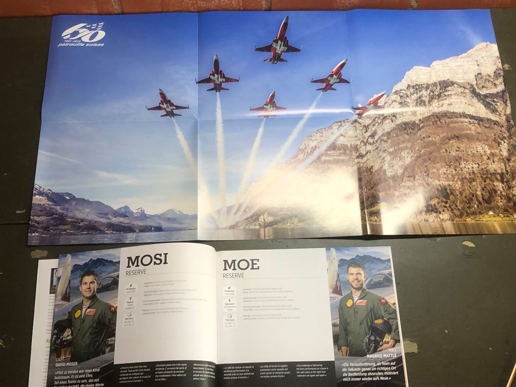 Zeitschriften & Magazine: Schweizer Armee 60 J. Patrouille Suisse Luftwaffe Air Force – Gebraucht aus Madiswil von TEMISO 2