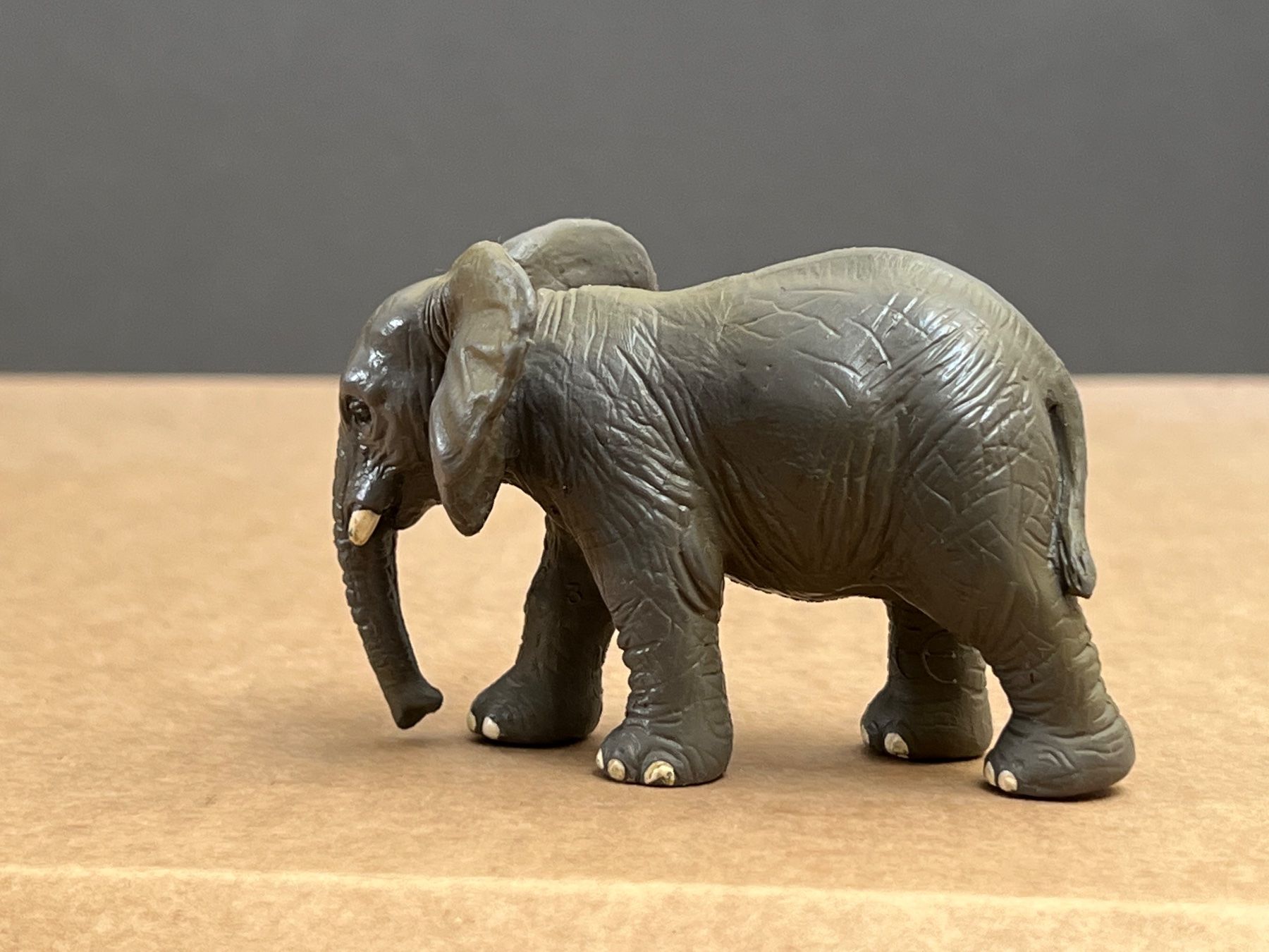Schleich Statuette: Schleich junger Elefant Elephant – Usato da Ennetbaden venduto da mapa05 4