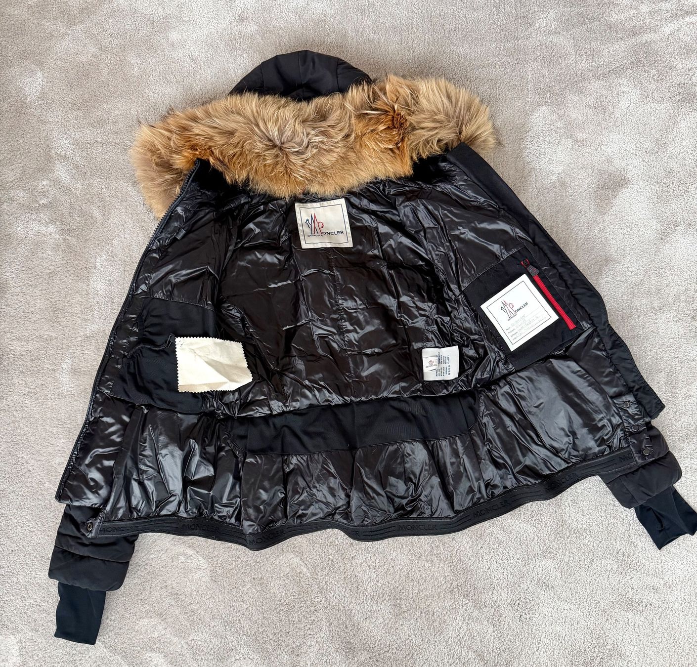Moncler Giacche: Moncler Grenoble Skijacke – Usato da Zug venduto da luviluv 4
