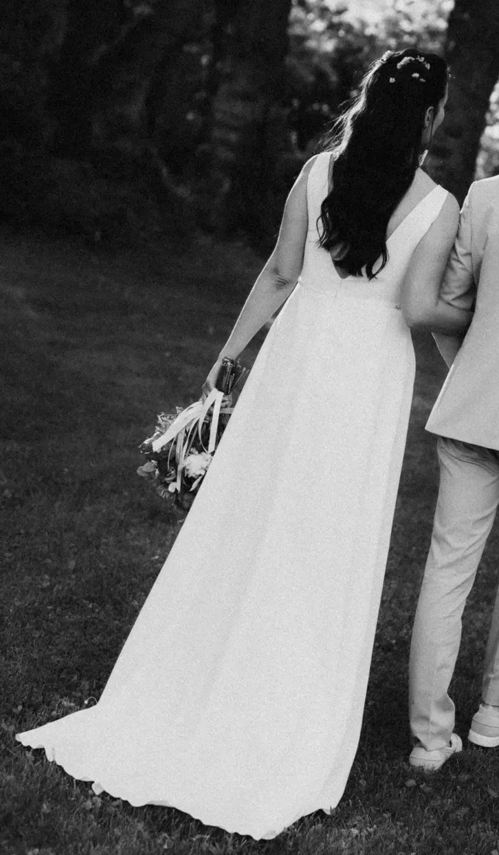 Vestiti: Secondhand Brautkleid Bianco Evento "Gobi", Grösse 38 – Usato da Brunnen venduto da Herzig-Brautmode 1