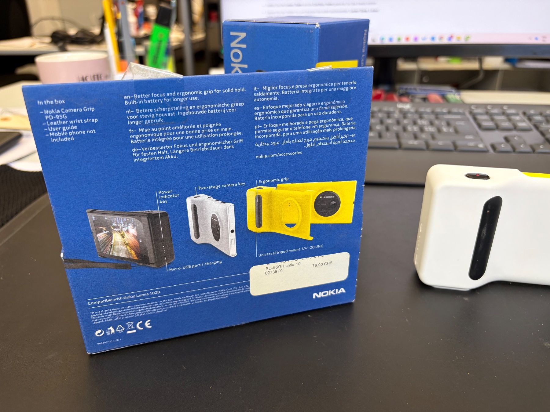 Nokia Handys / Smartphones: Nokia Lumia 1020 + Kamera Grip – Neu (gemäss Beschreibung) aus Aarburg von Wendepunkt_Fundgrube 4