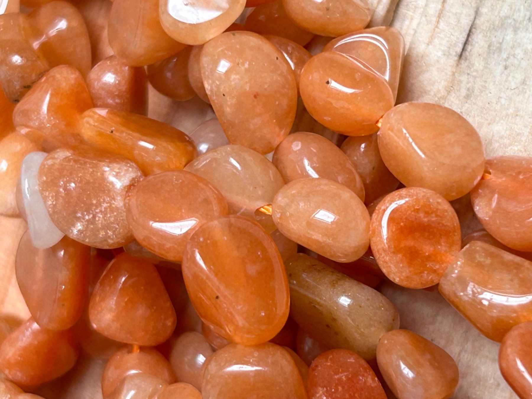 Edelsteine: Strang echte red Aventurin Nuggets / stone 6-8 mm – Neu und originalverpackt aus Niederrohrdorf von Ytobi 1