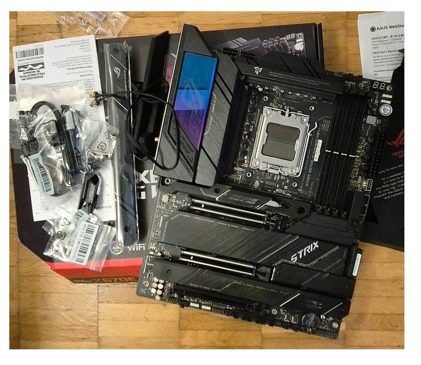 Asus PCs: Asus Rog Komponenten – D'occasion à Basel par AkiArki 1