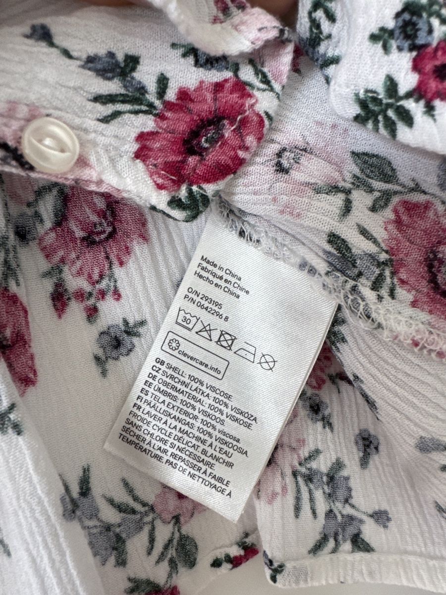 H&M Camicette: Bluse Gr. 34 Blumenmuster weiss rosa – Nuovo (secondo la descrizione) da Winterthur venduto da MiliB. 3