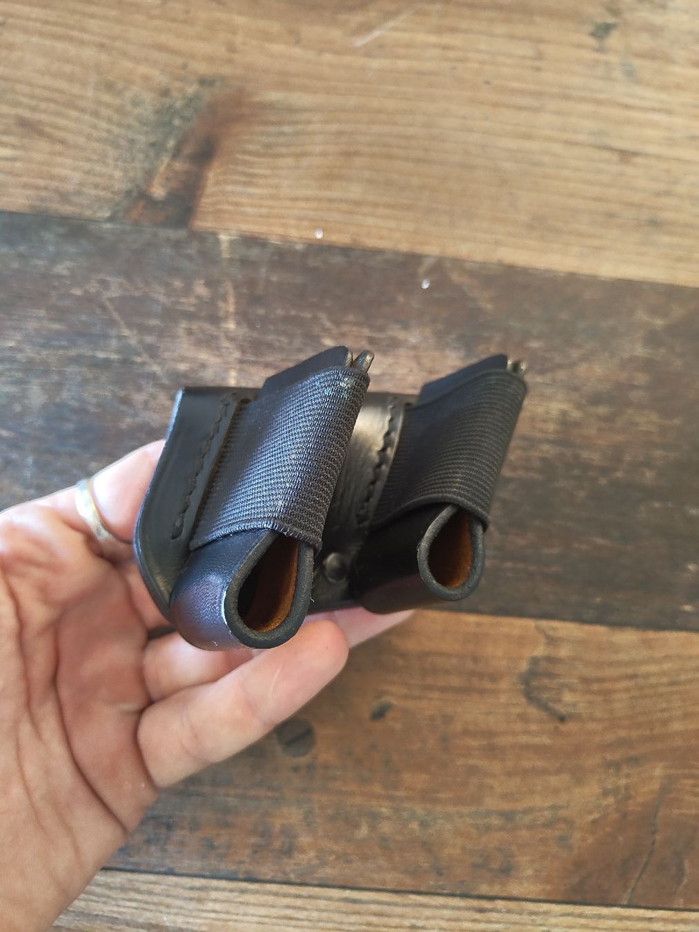 Tiro a segno: Lederholster Doppelmagazinhalter Sickinger – Usato da Weinfelden venduto da RobsFortune 2