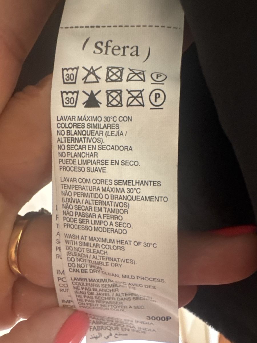 Giacche: Sfera Jacket black size M embroidered condition new – Nuovo (secondo la descrizione) da Montagnola venduto da jamylafy 3