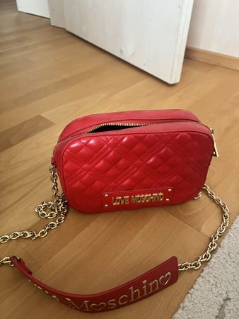 Umhängetasche Love Moschino Rot guter Zustand