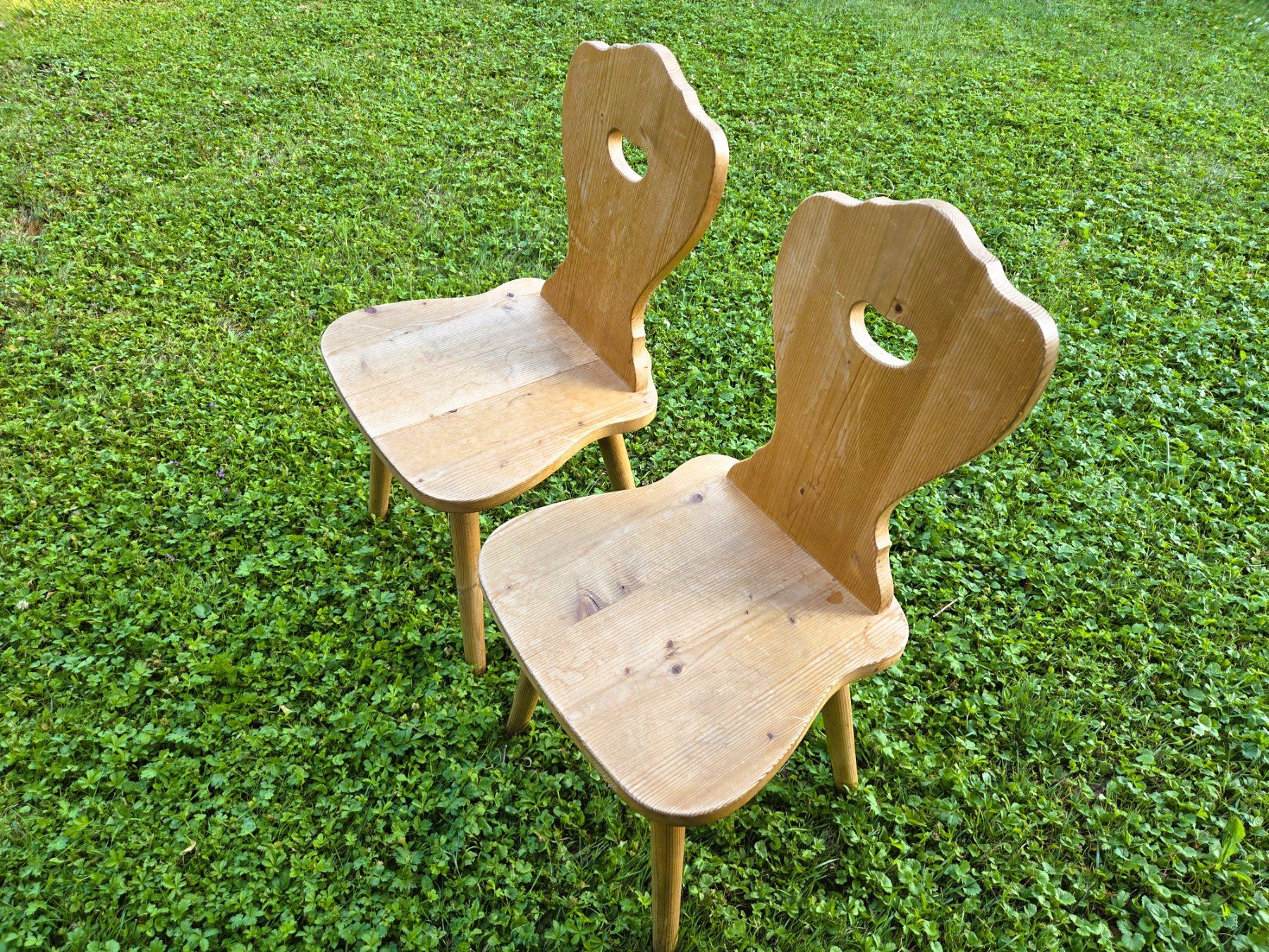 Stühle: 2x HOLZSTÜHLE - VINTAGE – Gebraucht aus Brüttisellen von Nighttrain 1