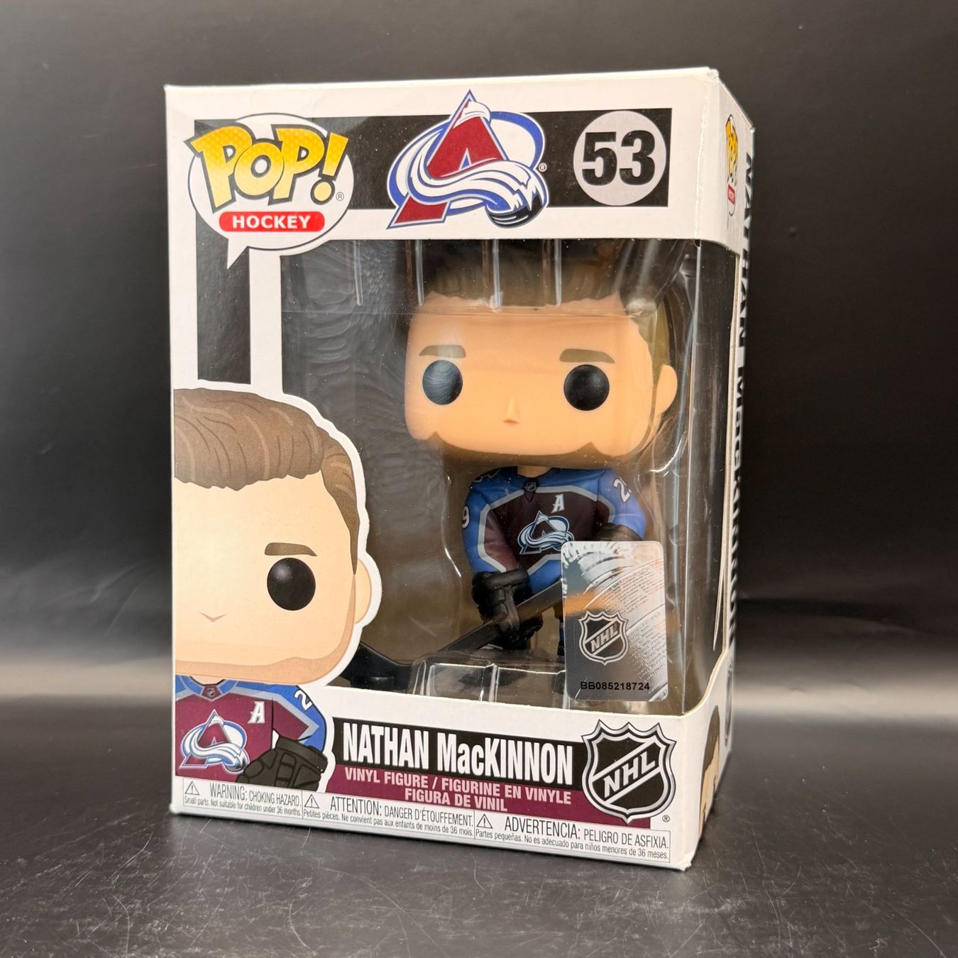 Funko Statuette: Funko Pop! NHL Nathan MacKinnon 53 – Usato da Düdingen venduto da Nerdworld