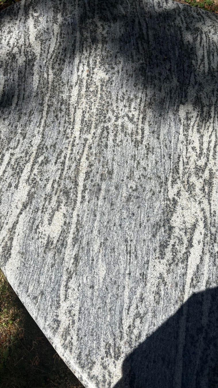 Tavoli: Gartentisch Naturstein – Usato da Bern venduto da Anni_04 1