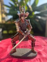 Samurai Figur mit Schwert und Ruestung - gebraucht - 33 cm