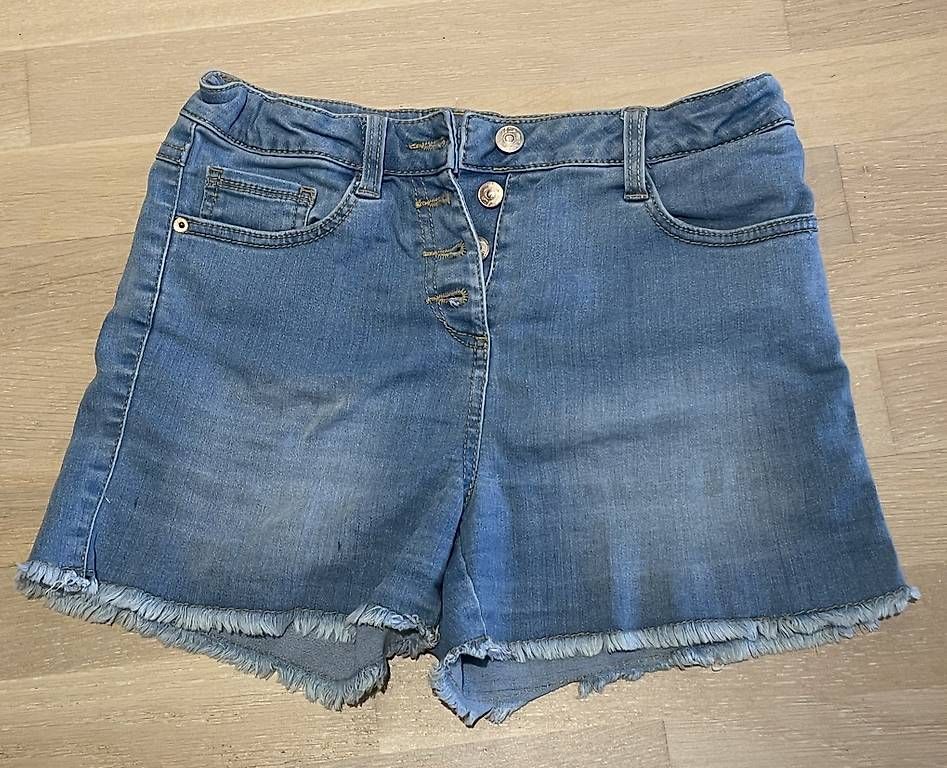 S.Oliver Hosen: S.Oliver Shorts – Neu (gemäss Beschreibung) aus Schüpfen von ani_gj8r