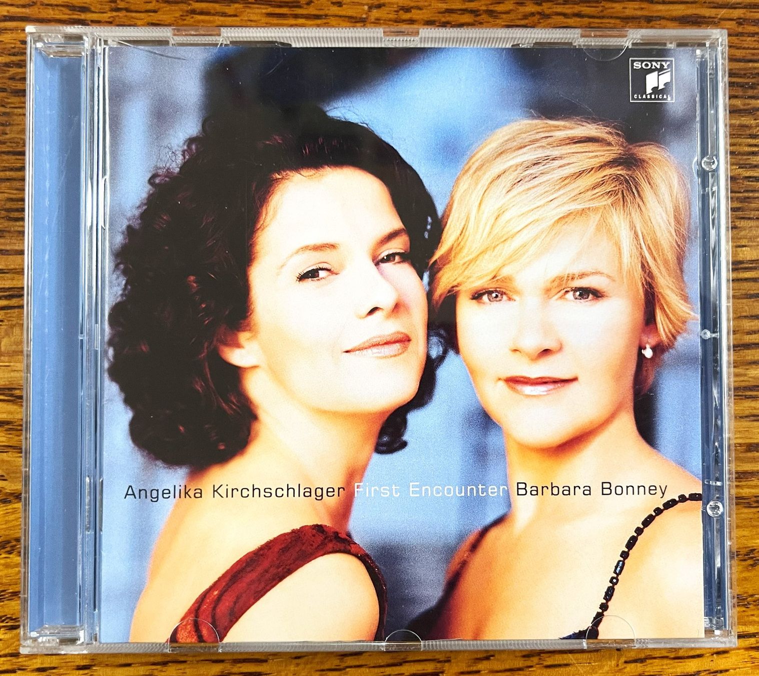 CDs: First Encounter CD – Gebraucht aus Oftringen von Vucki