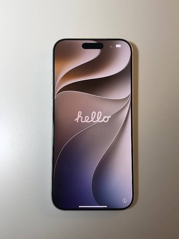 Apple Telefoni cellulari / Smartphones: IPhone 17 Pro Max, 512GB – Usato da Schötz venduto da jbohn7 2