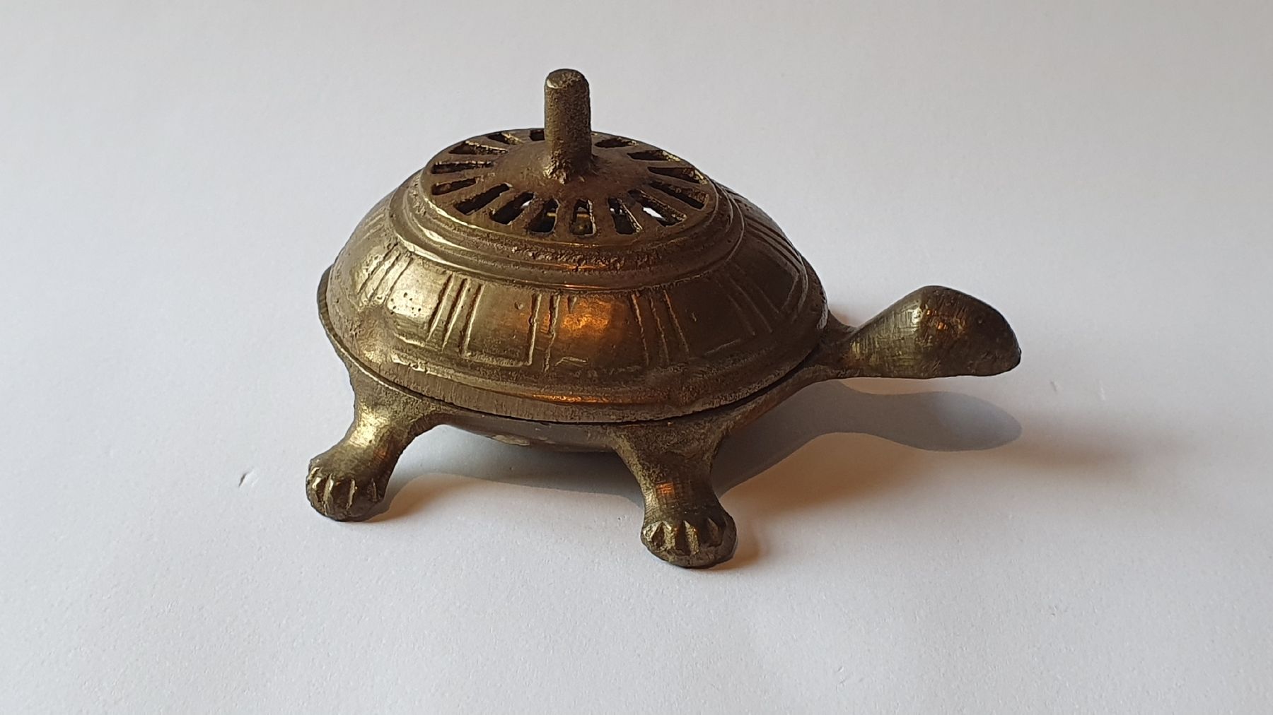 Figuren: Schildkröte vollplastisch aus Metall – Gebraucht aus Dürnten von stefanverkauft
