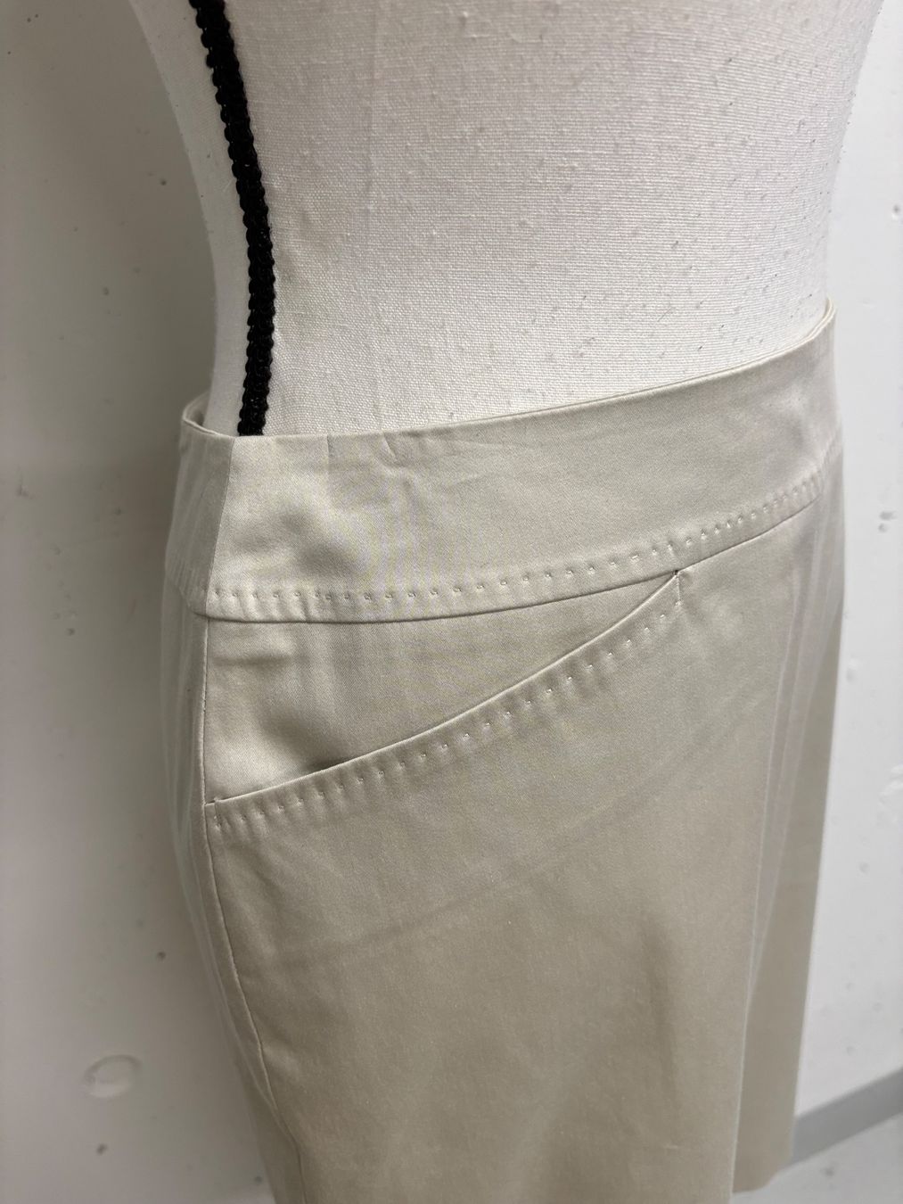 Gonne: St.Emile Bleistiftrock greige 34 grau beige Rock – Nuovo (secondo la descrizione) da Regensdorf venduto da secondchancefashion 4
