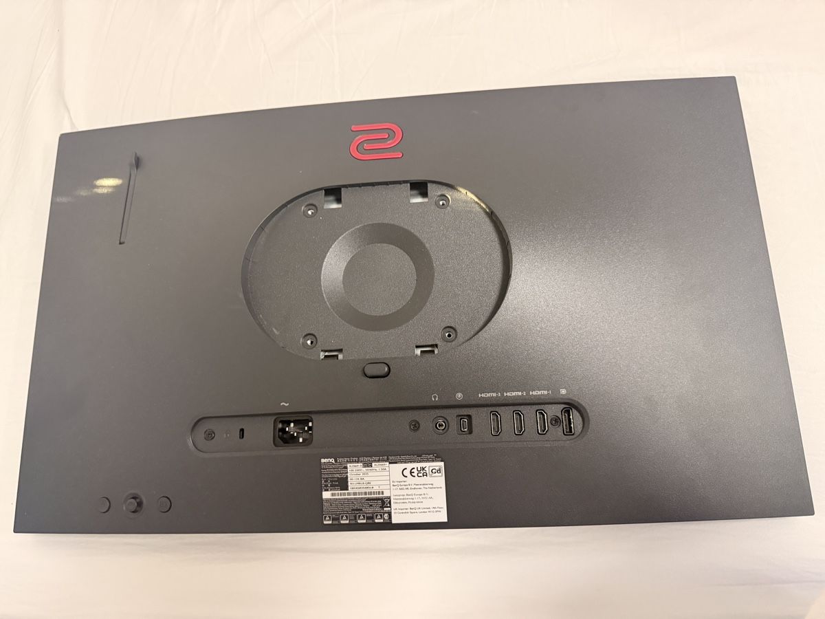 Asus PCs: Gaming setup komplett – D'occasion à Mellingen par gje_57n9 7