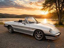 Alfa Romeo Spider 2.0 Pininfarina Cabriolet Soft und Hardtop