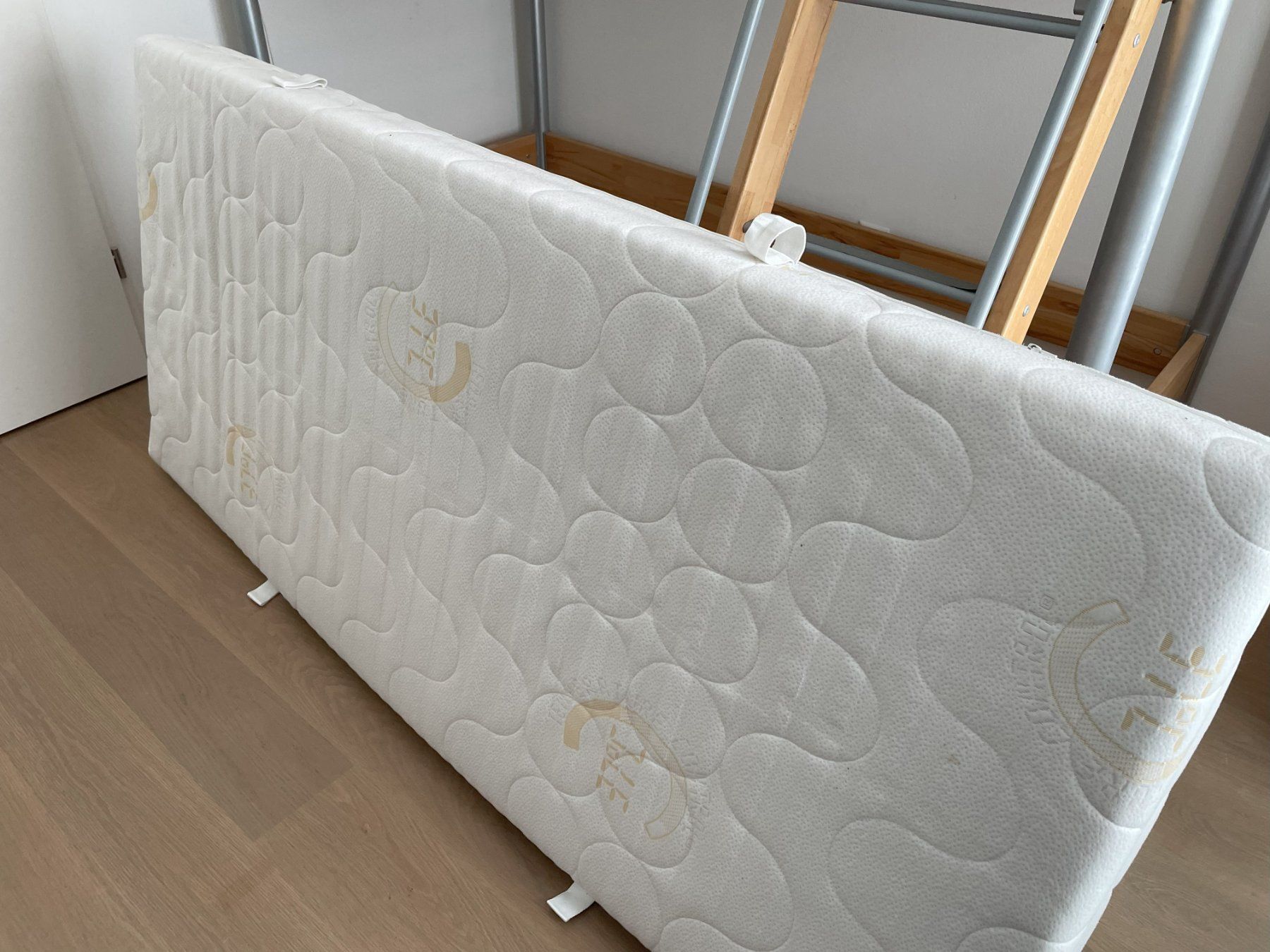 Materassi: Kinder-Matratze 90x200 cm – Usato da Rüschlikon venduto da user999 6
