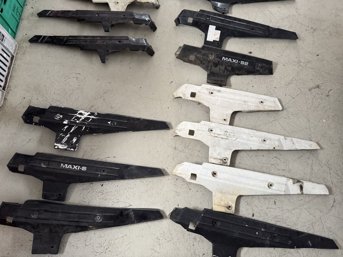 Puch Parti ricambio per ciclomotori: 17x PUCH MAXI S S2A Seitenschutz - cache latéral – Usato da Courtételle venduto da claude41 2