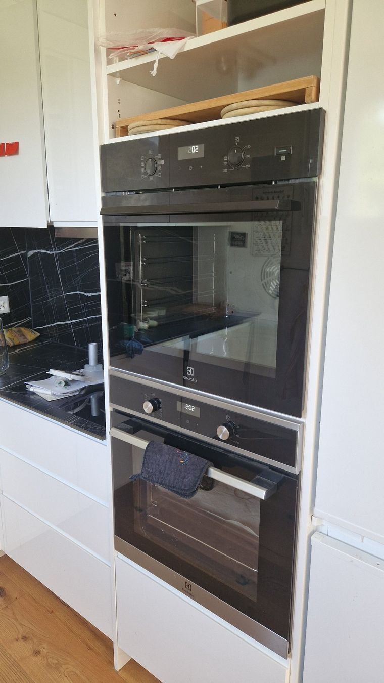Electrolux Forni: Kaum gebrauchter Ofen ELECTROLUX – Usato da Luzern venduto da tho_y5js 1