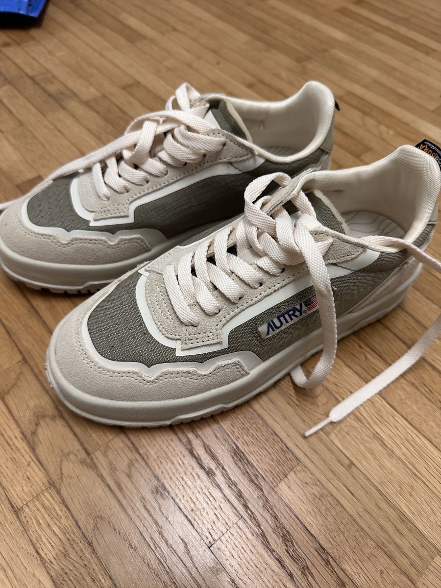 Autry Herrenschuhe: Autry Sneaker neu 36 – Neu (gemäss Beschreibung) aus Männedorf von Mag3