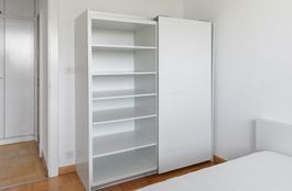 Massgefertigt Moritz Richter Schrank 150x180 – unbenutzt