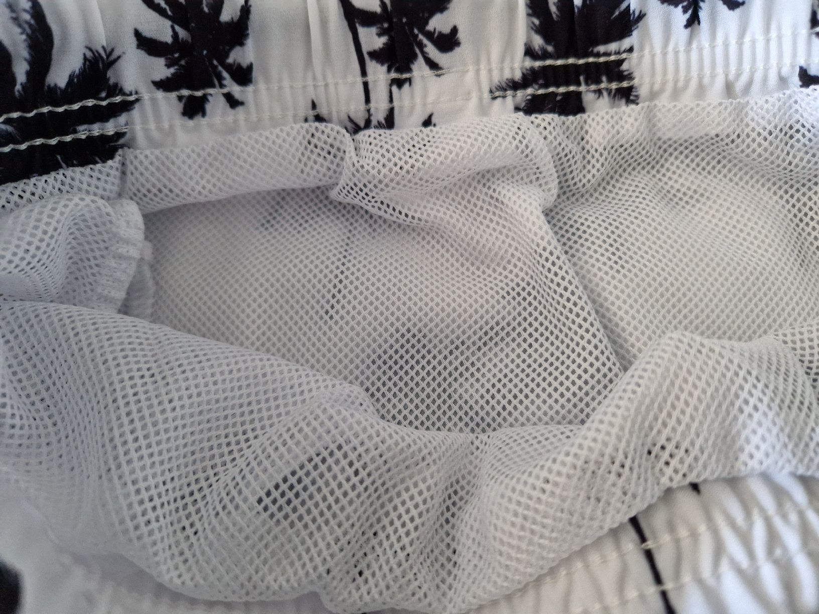 Costumi da bagno: Badehose, Herren, neu, mit Palmenmuster, Grösse L – Nuovo e nell'imballaggio originale da Hindelbank venduto da MRoeth1 1