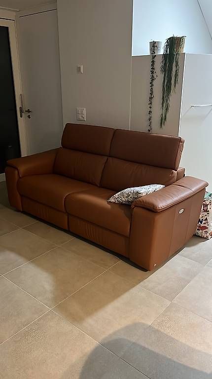Divani: Canape 3 place relax electrique cuir – Usato da Borex venduto da hel_vbf6 1