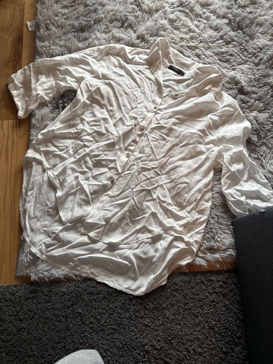 Blusen: Bluse – Neu (gemäss Beschreibung) aus Itingen von jessi811