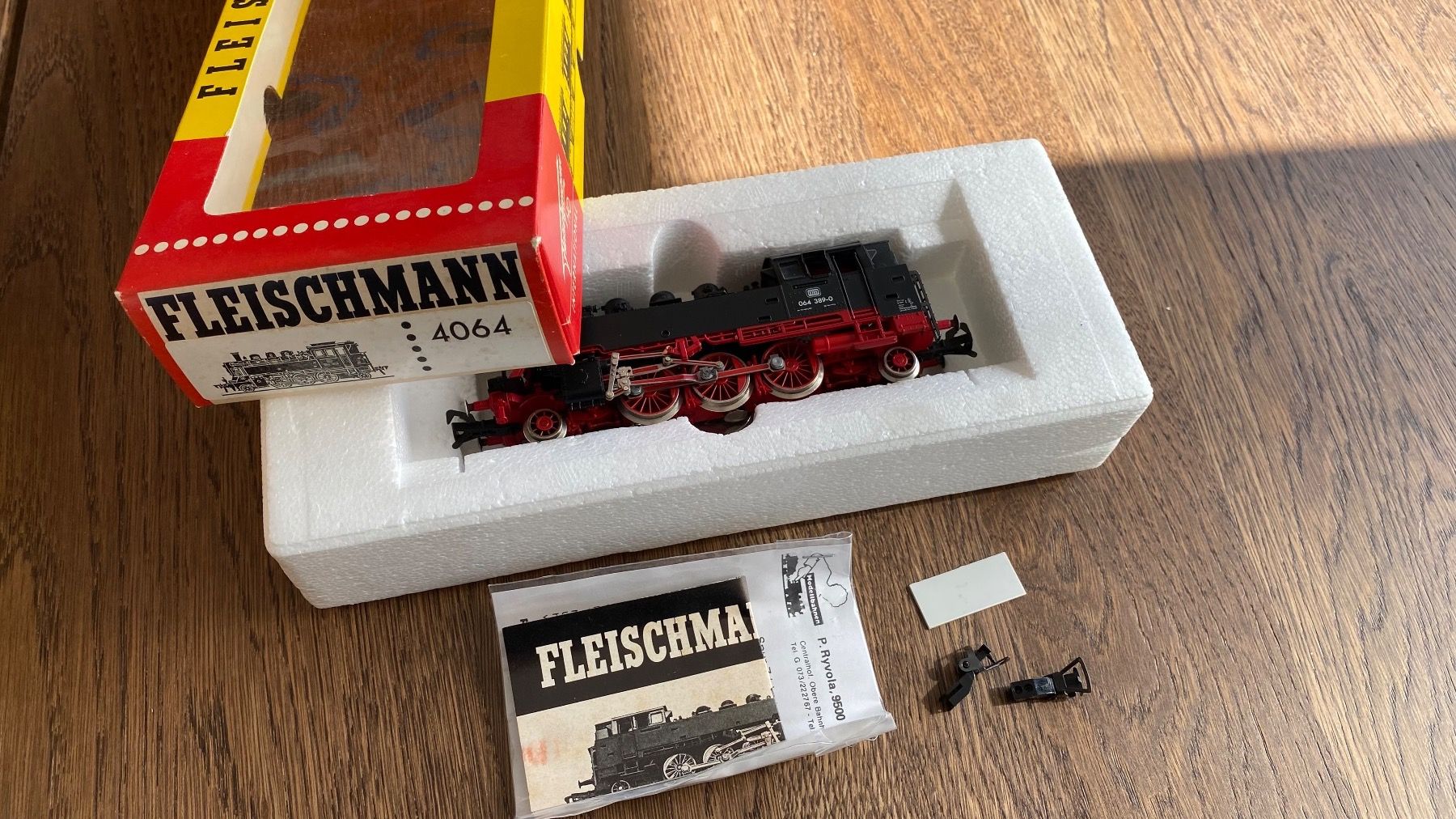 Fleischmann Modelleisenbahnen: Fleischmann 4064 Dampflok – Gebraucht aus Glattpark (Opfikon) von anywaya23 9