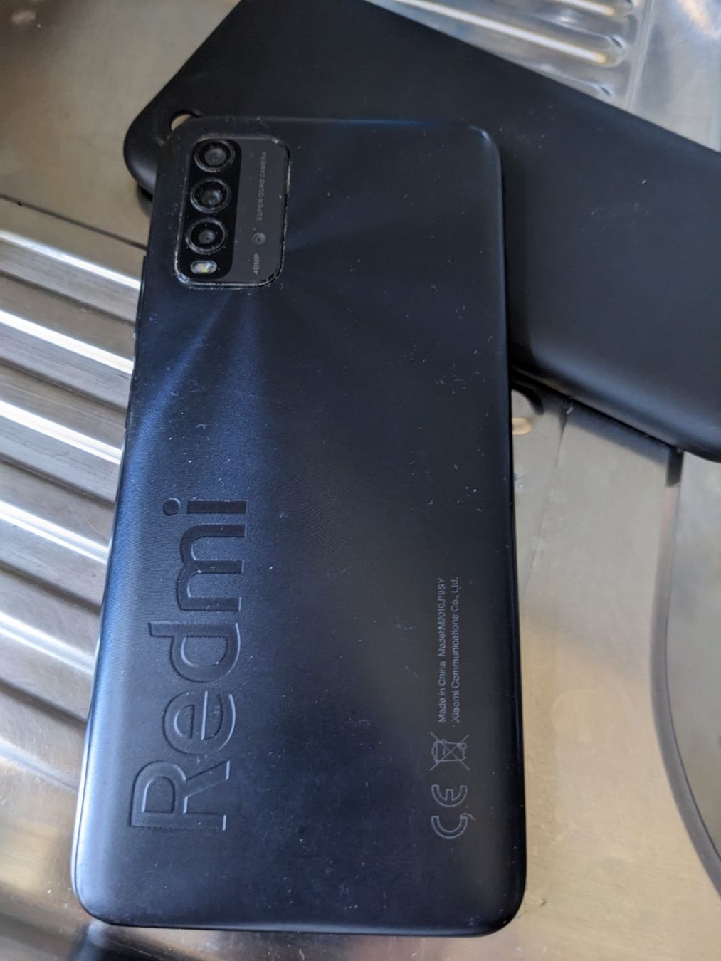 Xiaomi Handys / Smartphones: Redmi 9T - mit Display Schaden! – Defekt aus Wädenswil von Patriots 3