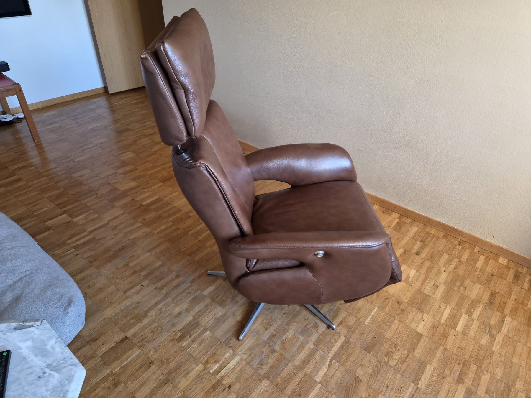 Fauteuils: Ledersessel – D'occasion à Wiesendangen par Urs-61 1