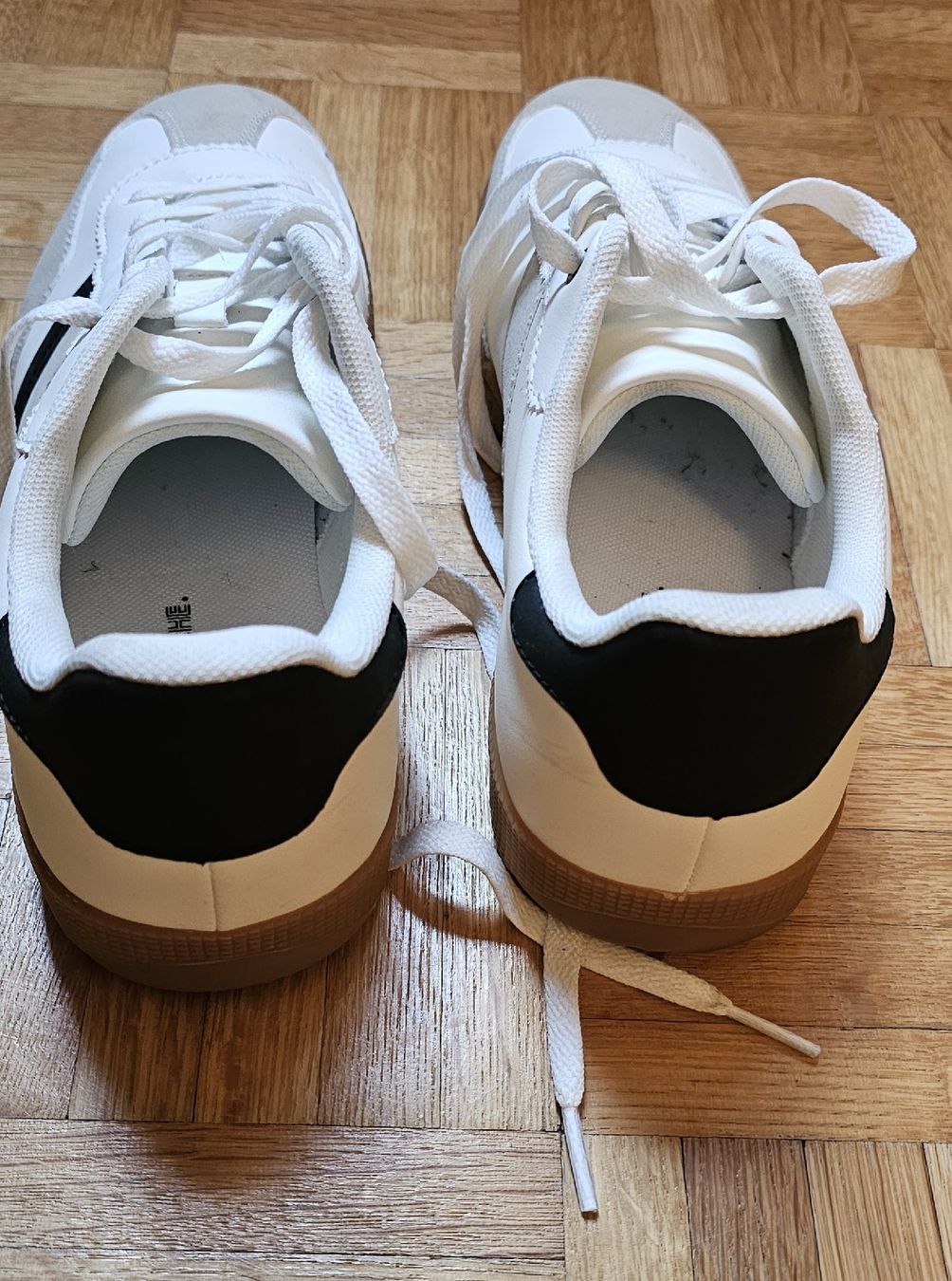 Scarpe da uomo: Baskets taille 39 (neuves) – Nuovo (secondo la descrizione) da Yverdon-les-Bains venduto da van_dq65 5